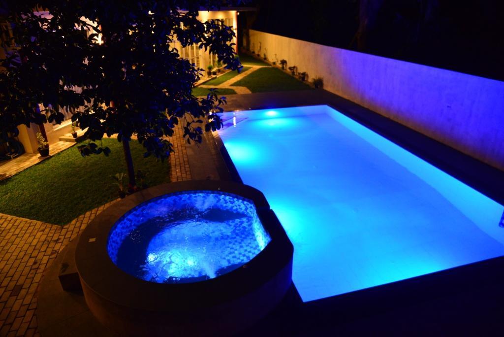 Вилла Siri Tropical Retreat Хиккадува Экстерьер фото