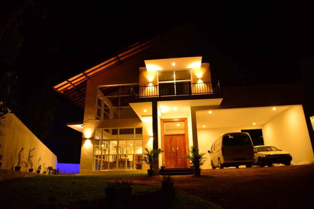 Вилла Siri Tropical Retreat Хиккадува Экстерьер фото
